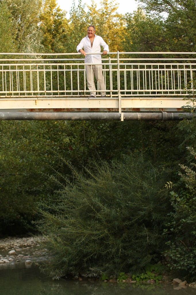 Alain sur la passerelle
