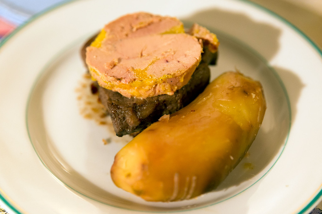 Le tournedos Rossini et sa patate.