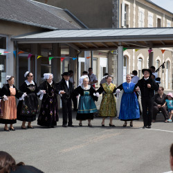 Folklore breton, à l'école primaire.