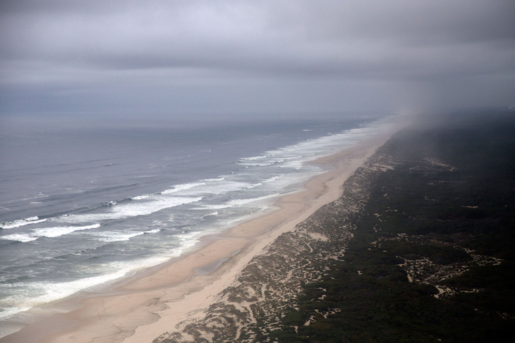 Plage déserte : Fonte dos Agriões.