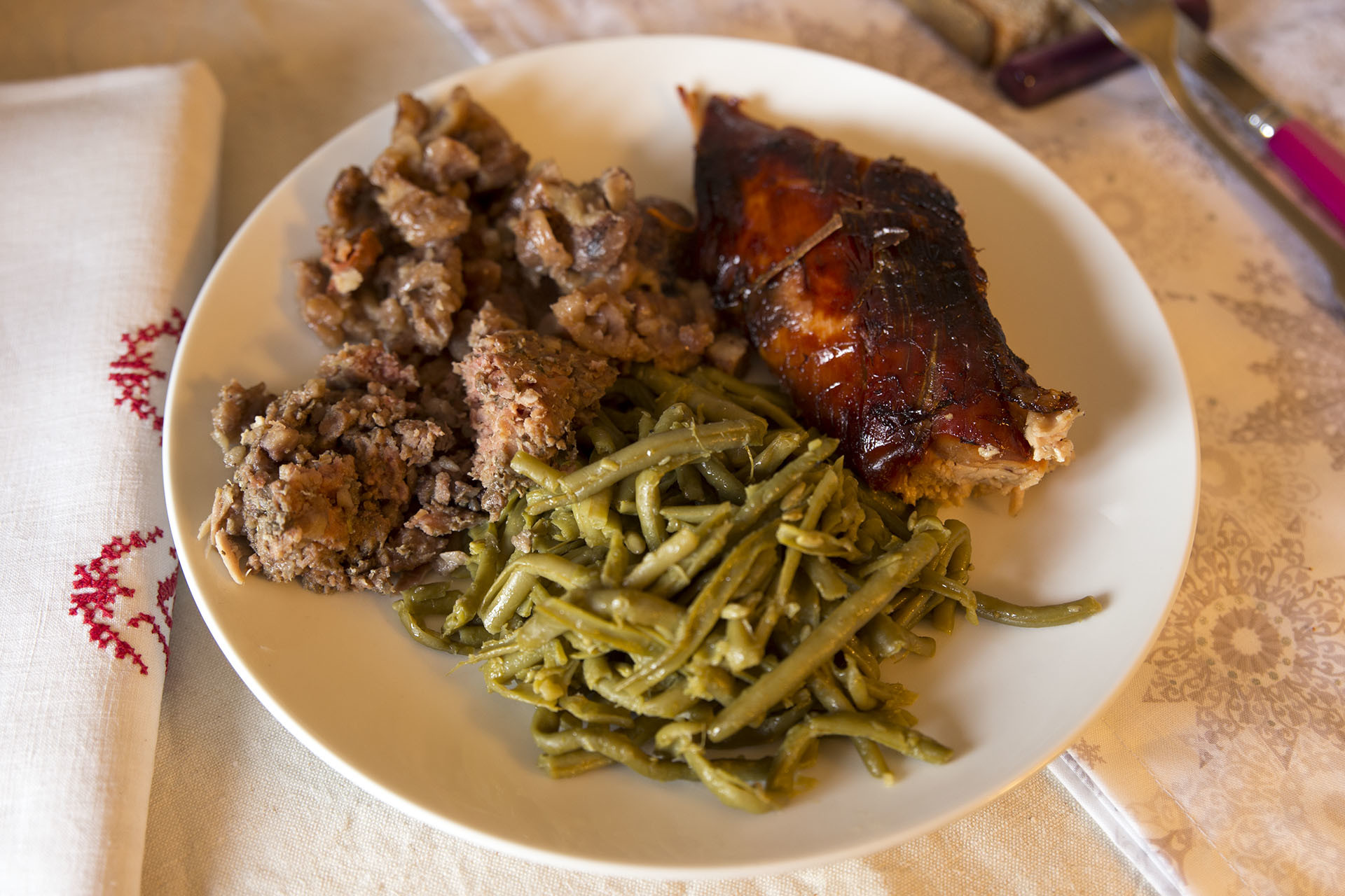 Le Plat, (c) Belle Maman. Dinde, haricots et marrons.